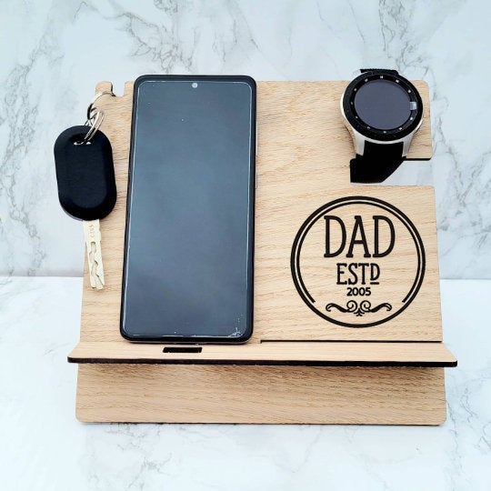 Dad's Desk tidy, Personalised Dad's Est Desk Tidy, Personalised Dad Phone Accessory Stand, Watch Stand, Watch holder, Fathers Day, Dad