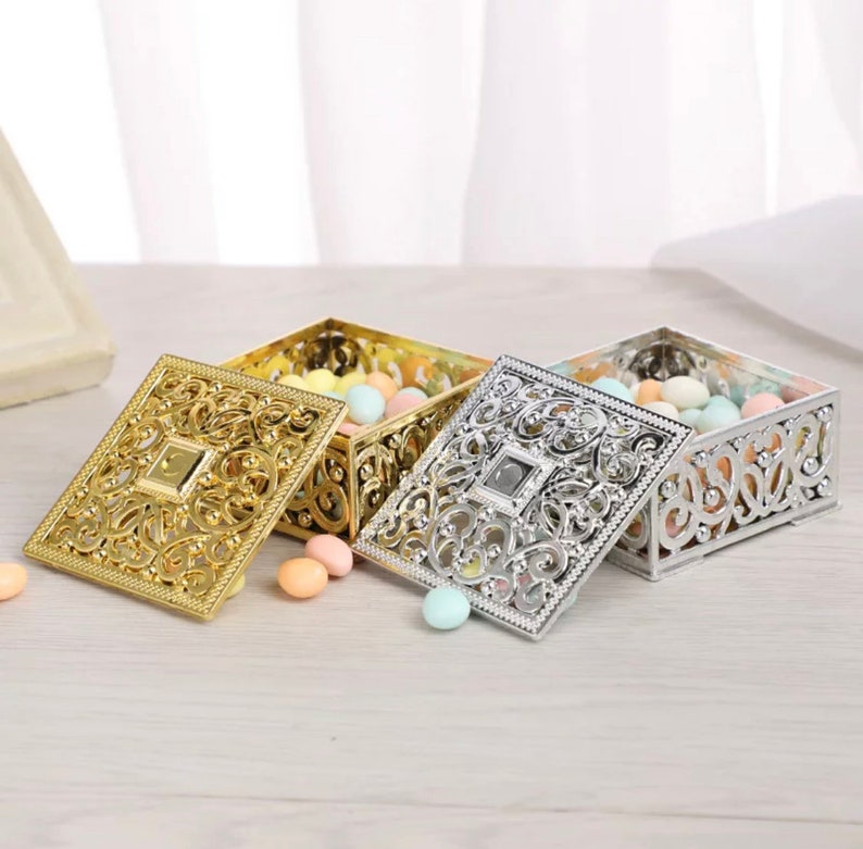 Square Wedding Favor Boxes, Luxury Gold Favor Boxes, Engagement, Nikkah, Mehndi, Eid, Gift, Diwali, Christmas, Birthday Favor Boxes, Decorations UK